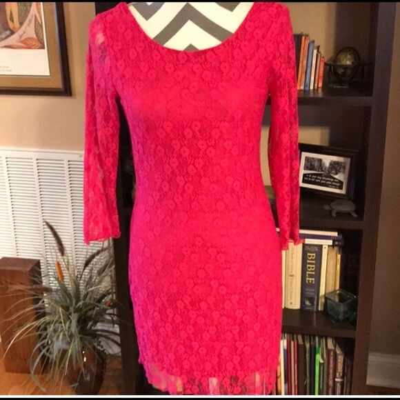 Star Vixen Pink Lace Dress Size SMALL - Picture 4 of 6